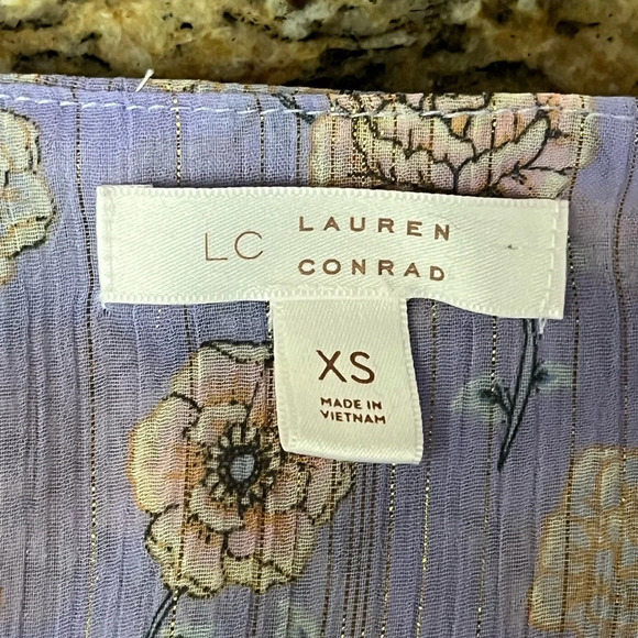 Lauren Conrad XS Flutter Sleeve Wrap Midi Dress Bouquet floral Prep Cottegecore - Picture 9 of 11